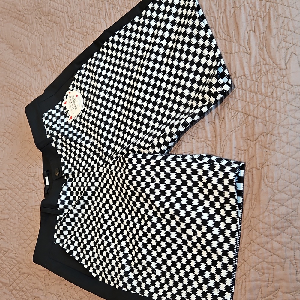 Waac,NWT,Checkered Golf Shorts Size 2 S/M